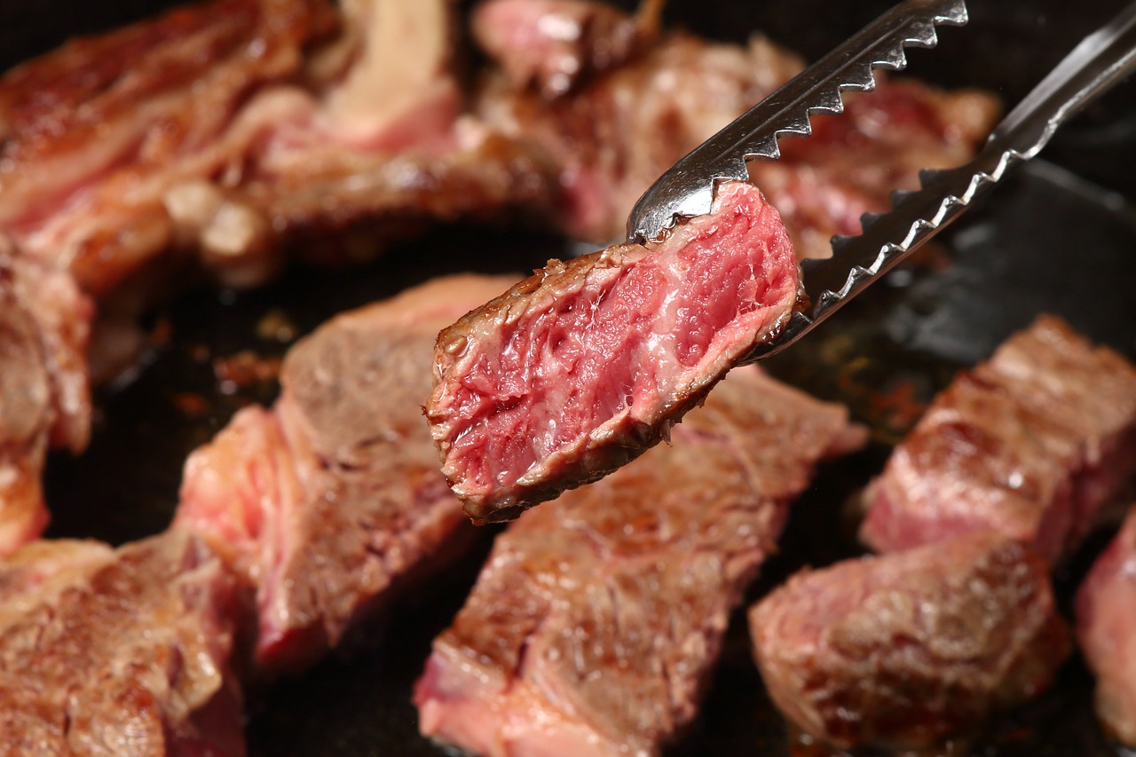 beef, bbq, beef grilled-4409138.jpg