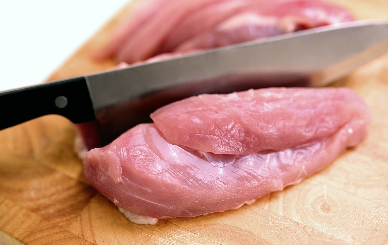 meat, knife, poultry-6054511.jpg